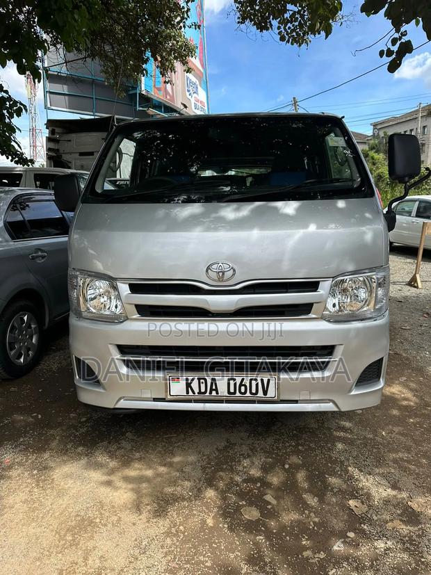 Toyota HiAce 2014 Silver - thumbnail 6