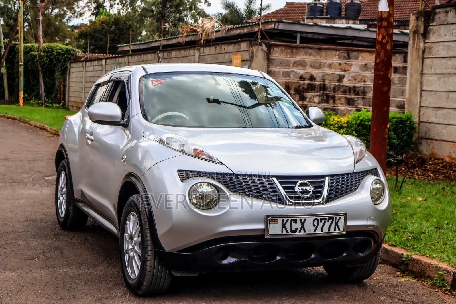 Nissan Juke S 2012 Silver