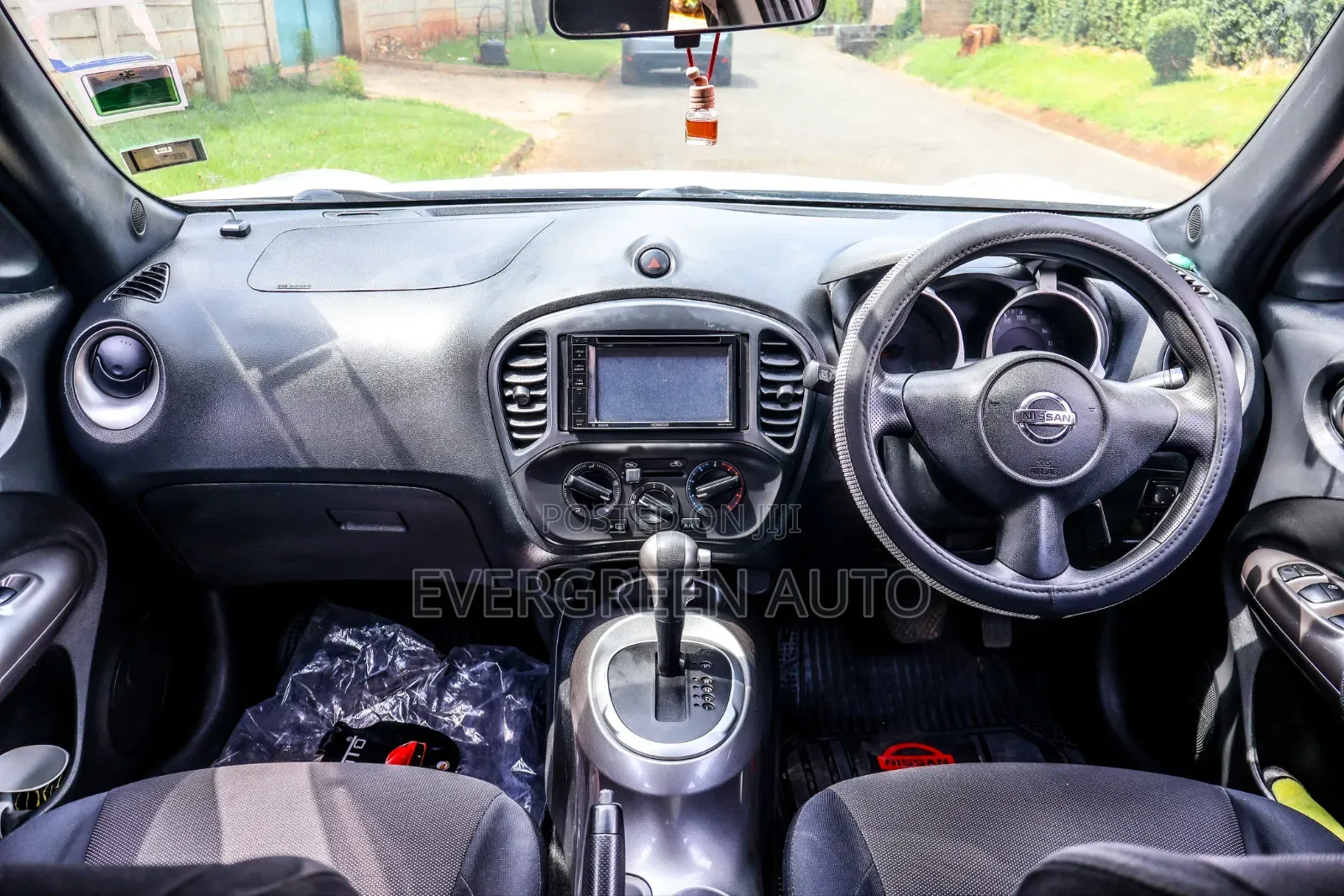 Nissan Juke S 2012 Silver