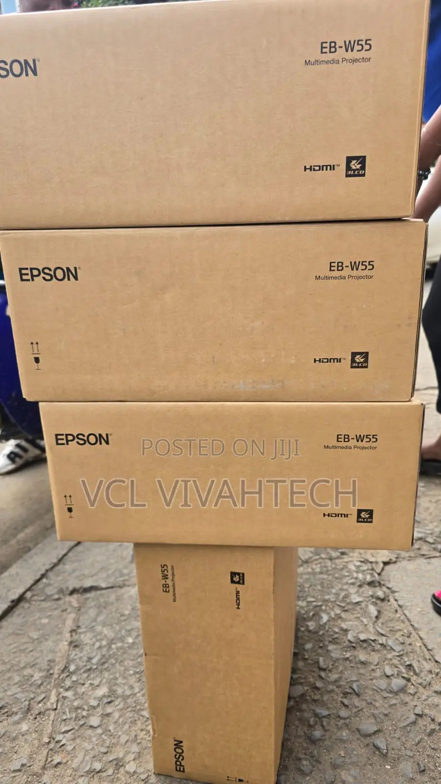 Epson W55 Projector