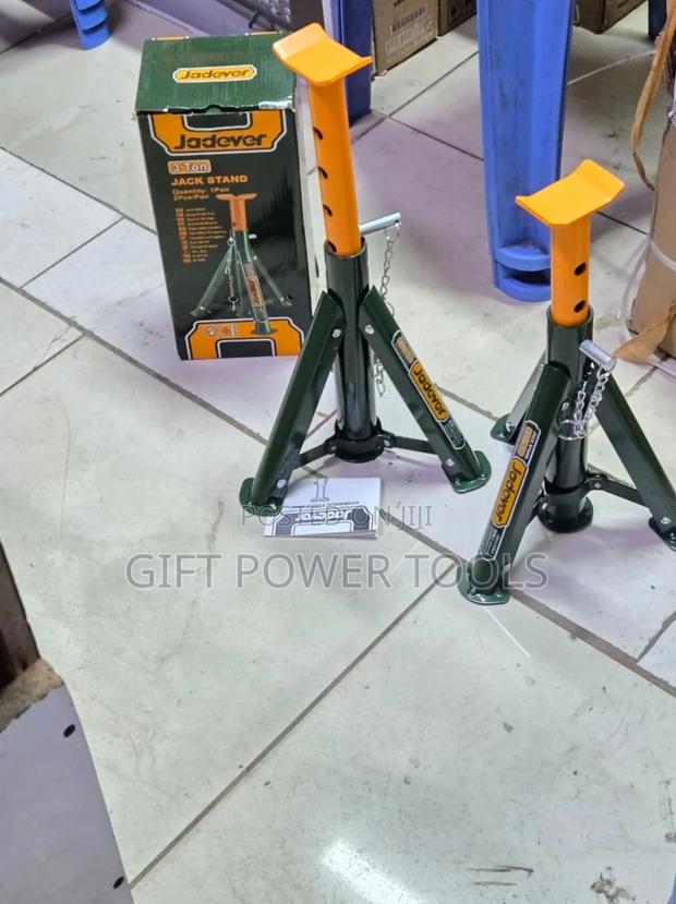 Strong 3 Ton Jack Stand/Jadever 3 Ton Jack Stands.