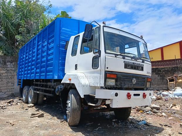 Ashok Leyland Haulage Double Diff Local 2014 - thumbnail 2