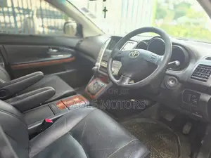 Toyota Harrier 2.4 2012 Black