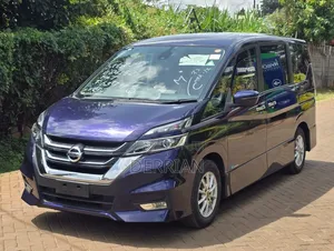 Nissan Serena 2018 Blue