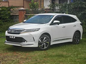 Toyota Harrier 2.0 Turbo 2019 White