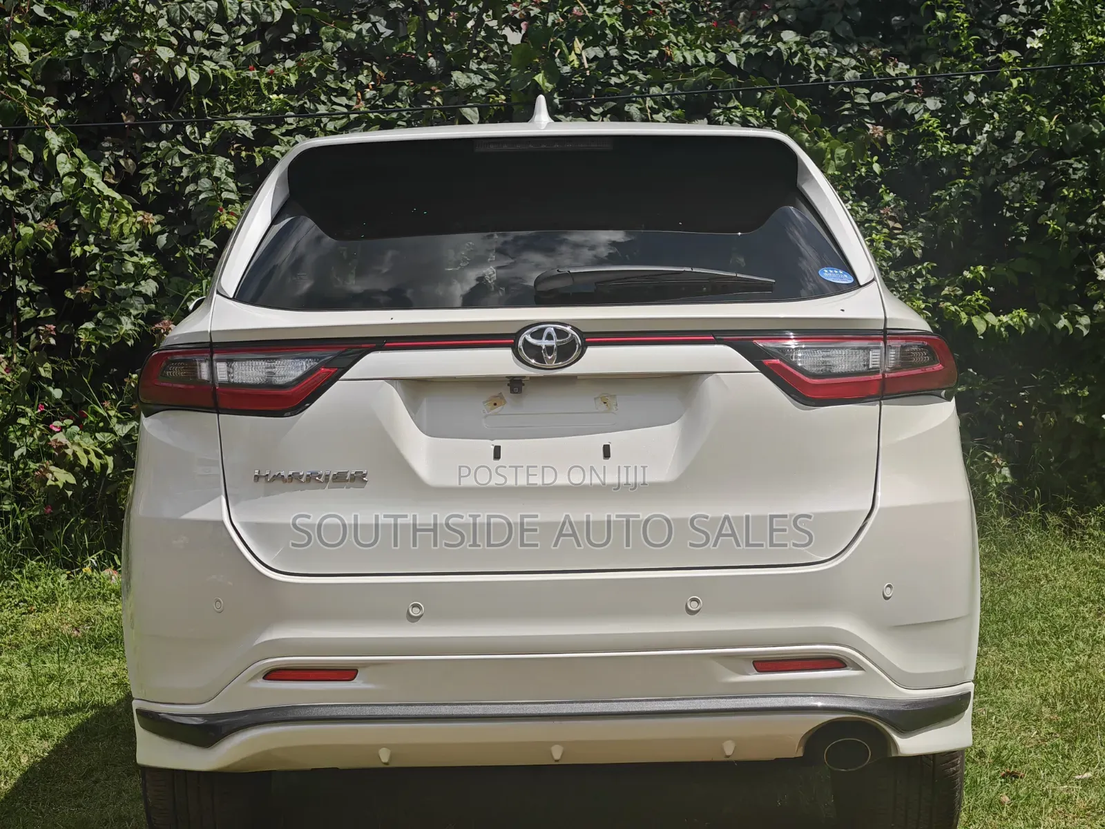 Toyota Harrier 2.0 Turbo 2019 White