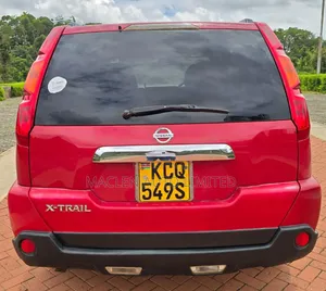 Nissan X-Trail 2010 Red