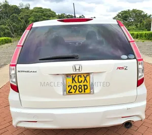 Honda Stream 2011 White