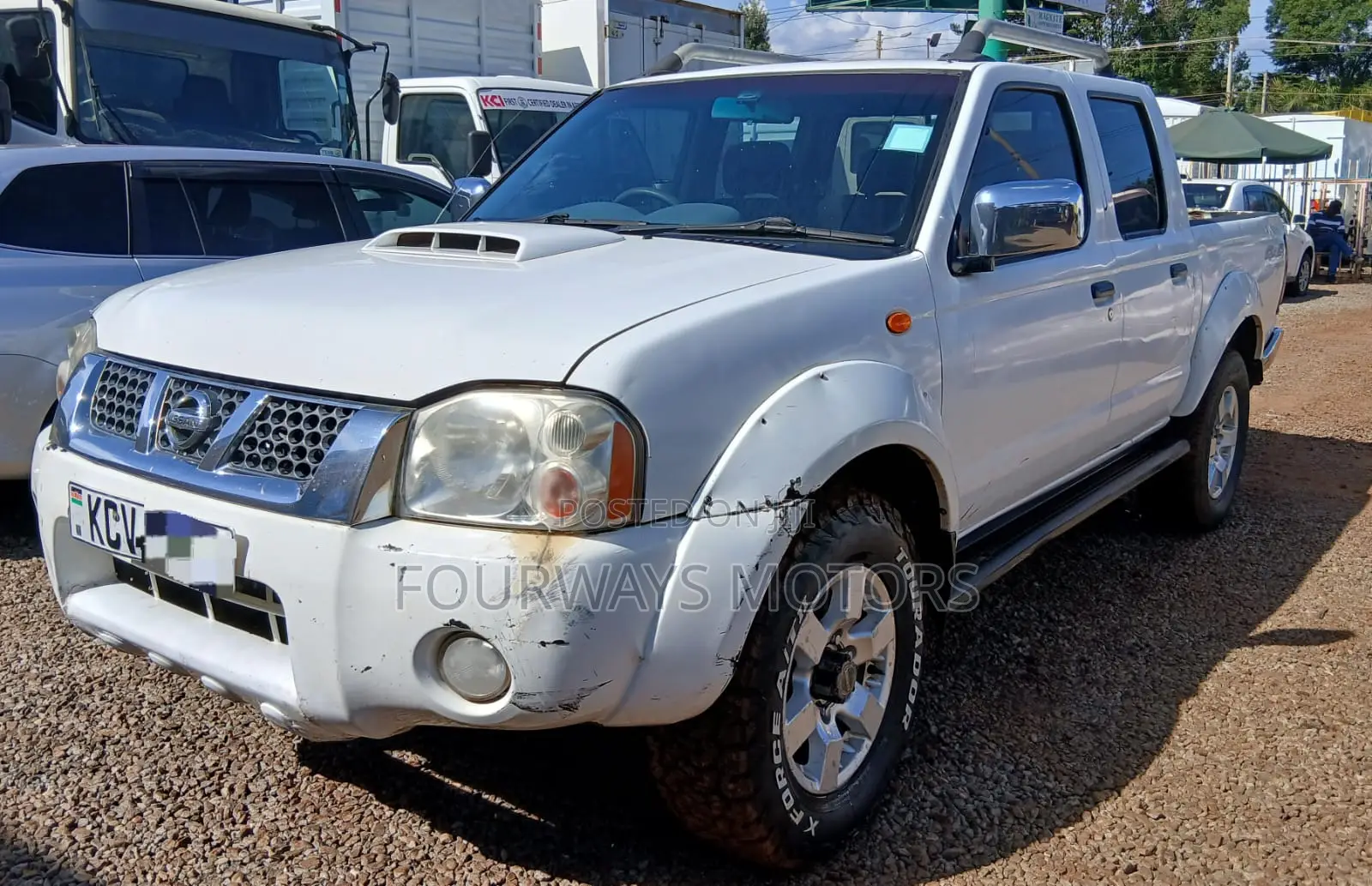 Nissan Hardbody 2019 White