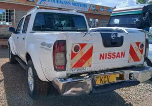 Nissan Hardbody 2019 White