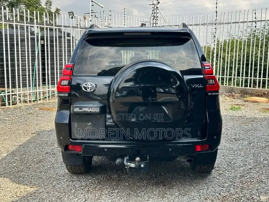 Toyota Land Cruiser Prado 2019 Black