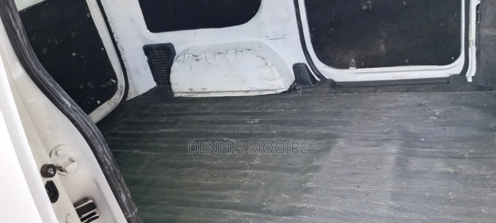 Nissan NV200 2012 White