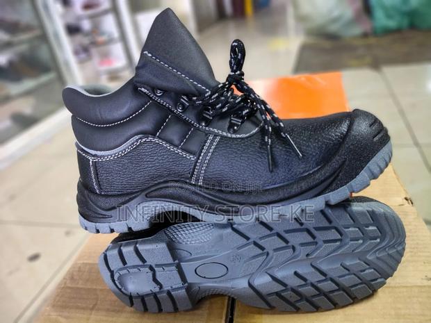 Durable Safety Boots Size ( 38-45)