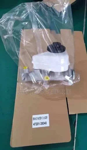 Quality Toyota 100 Brake Master Cylinder
