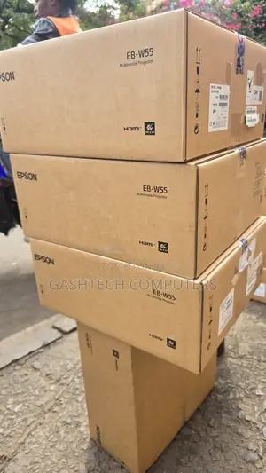 Epson Eb-W55 Business Projector LCD 4000 Lm Wxga 2.6 Kg Hdmi