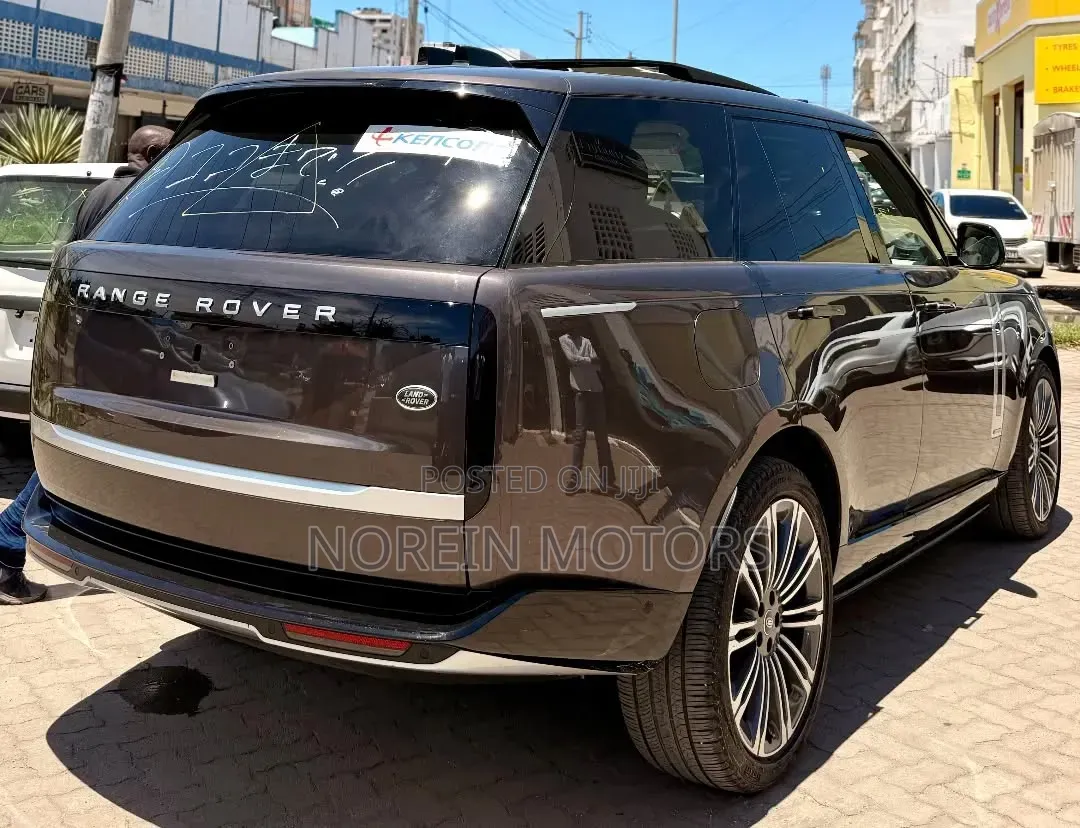 Land Rover Range Rover Vogue 2022 Burgundy