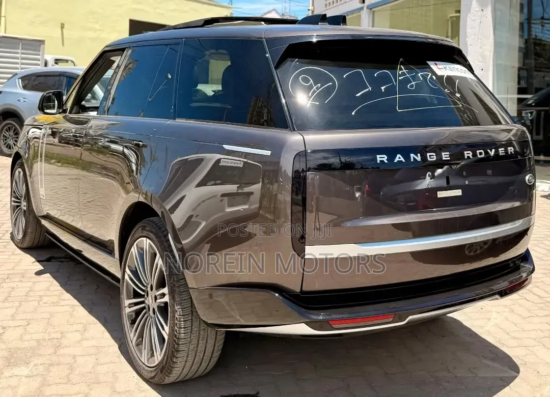 Land Rover Range Rover Vogue 2022 Burgundy