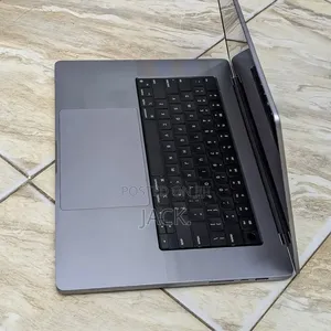 Laptop Apple MacBook Pro 2021 M1 32GB Apple M1 Pro SSD 512GB