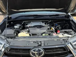 Toyota Hilux Revo Double Cab Deisel 2.4 AWD 2020 Green