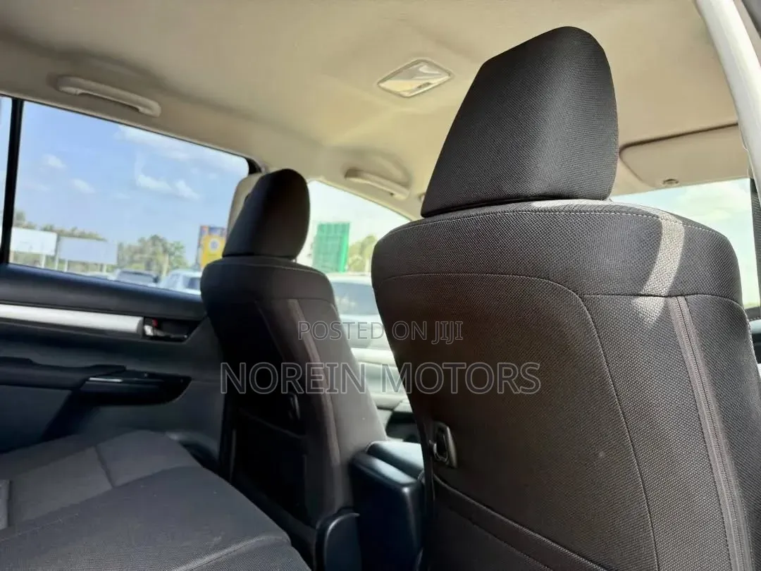 Toyota Hilux Revo Double Cab Deisel 2.4 AWD 2020 Green