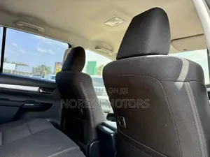 Toyota Hilux Revo Double Cab Deisel 2.4 AWD 2020 Green