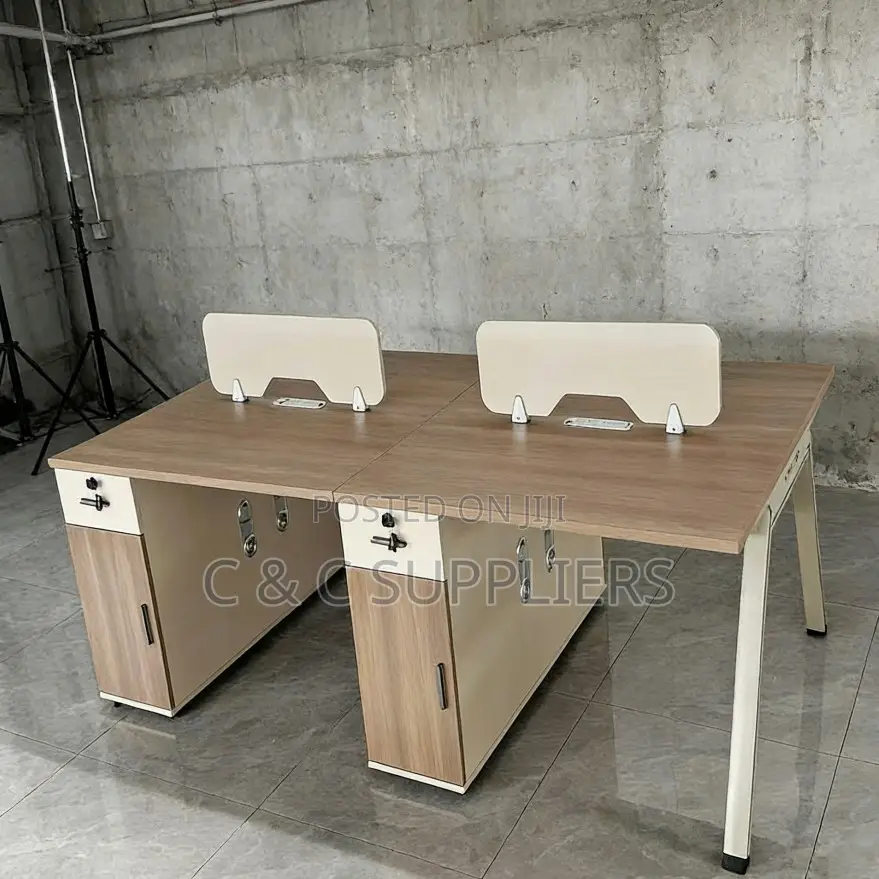 Office Desks; 4-Way Modular Office Workstation With Storage