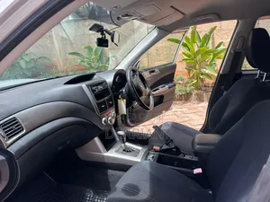 Subaru Forester 2010 Silver