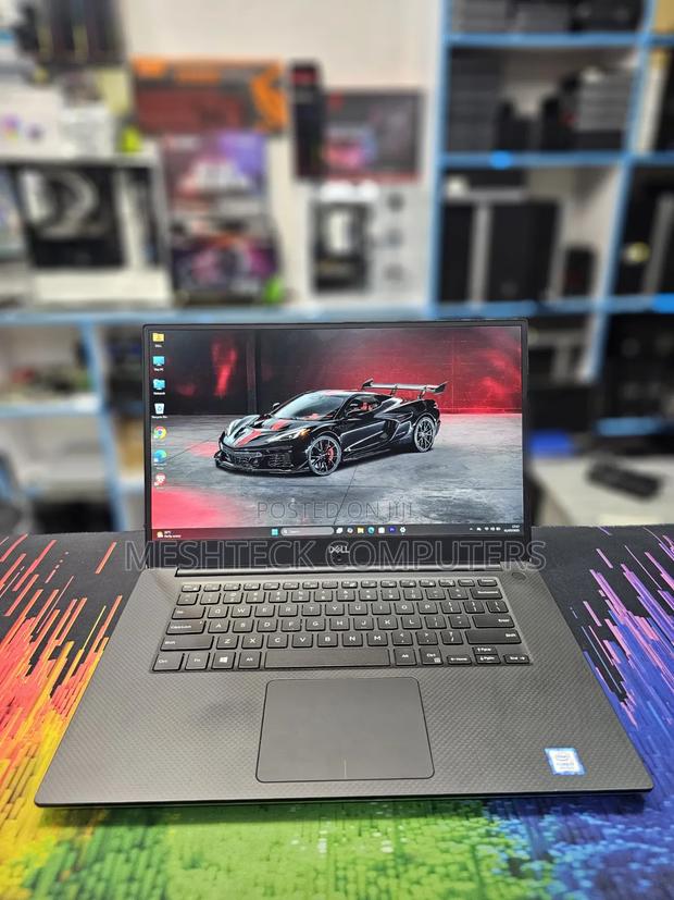 Laptop Dell Precision 5530 16GB Intel Core i7 SSD 512GB - thumbnail 2