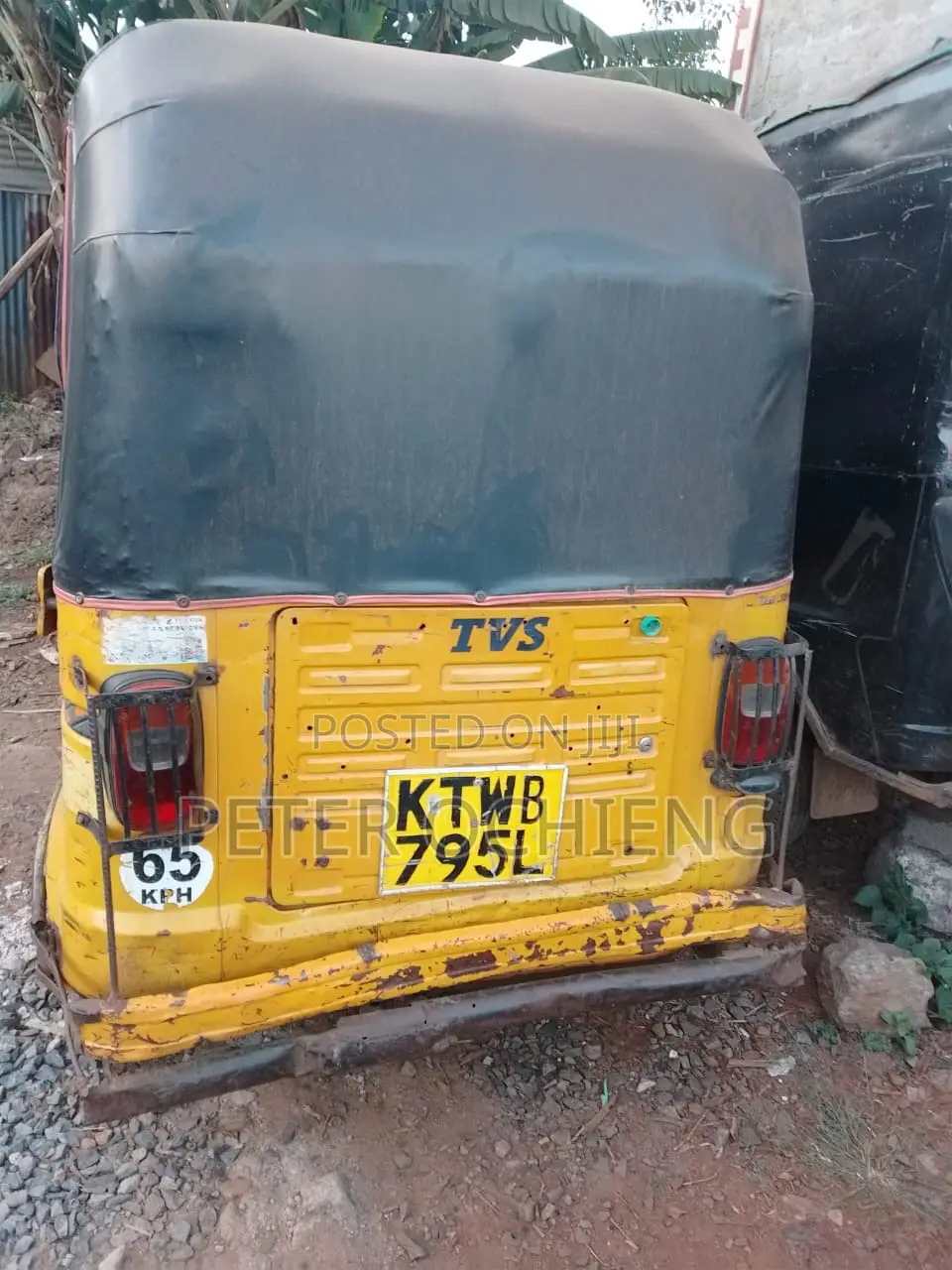 TVS King Cargo 2017 Yellow