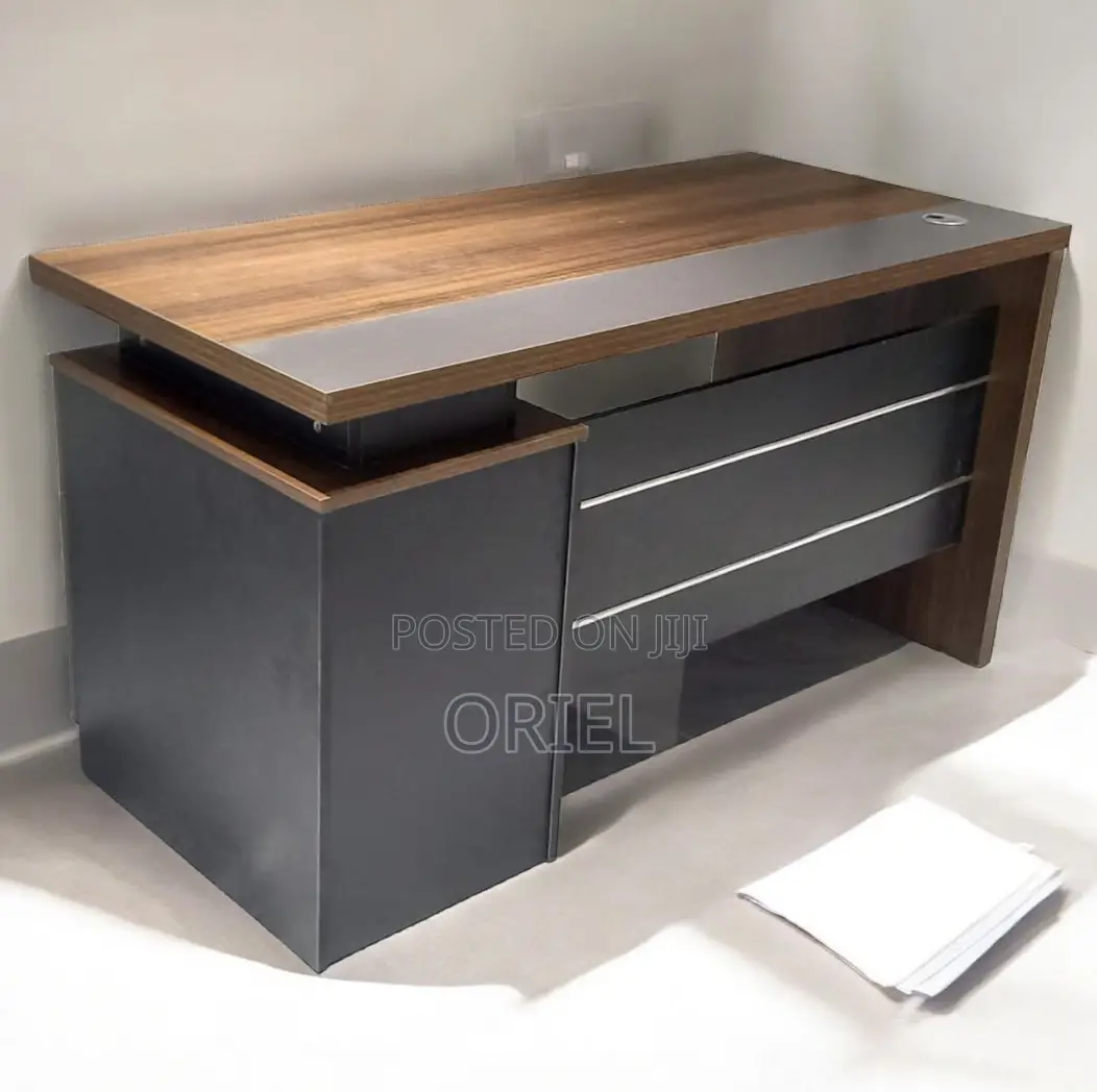 Executive Office Desks : 1400mm Professional Computer Work Desk