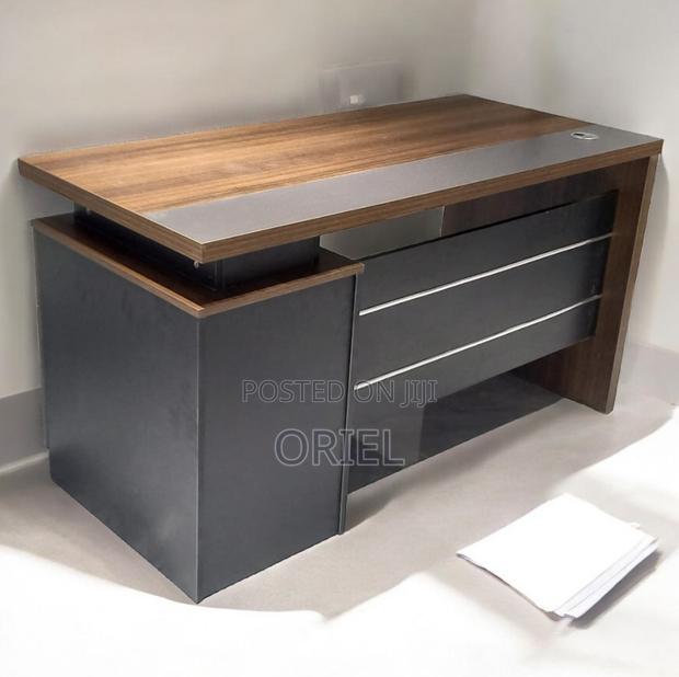 Executive Office Desks : 1400mm Professional Computer Work Desk