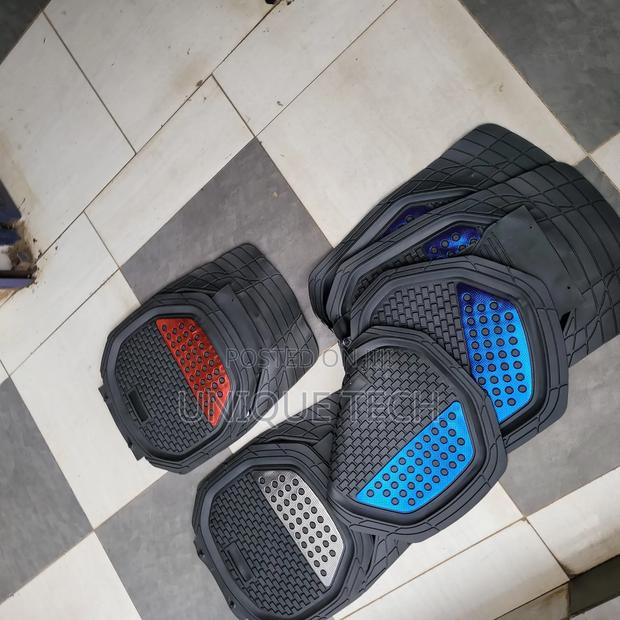 Car Floor Mats With Blue / Red / Silver Patch - main view
