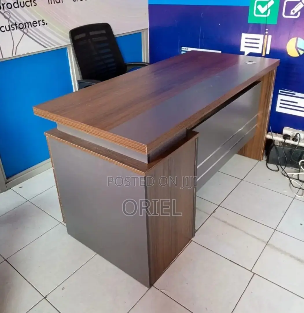 Executive Office Desks : 1400mm Professional Computer Work Desk