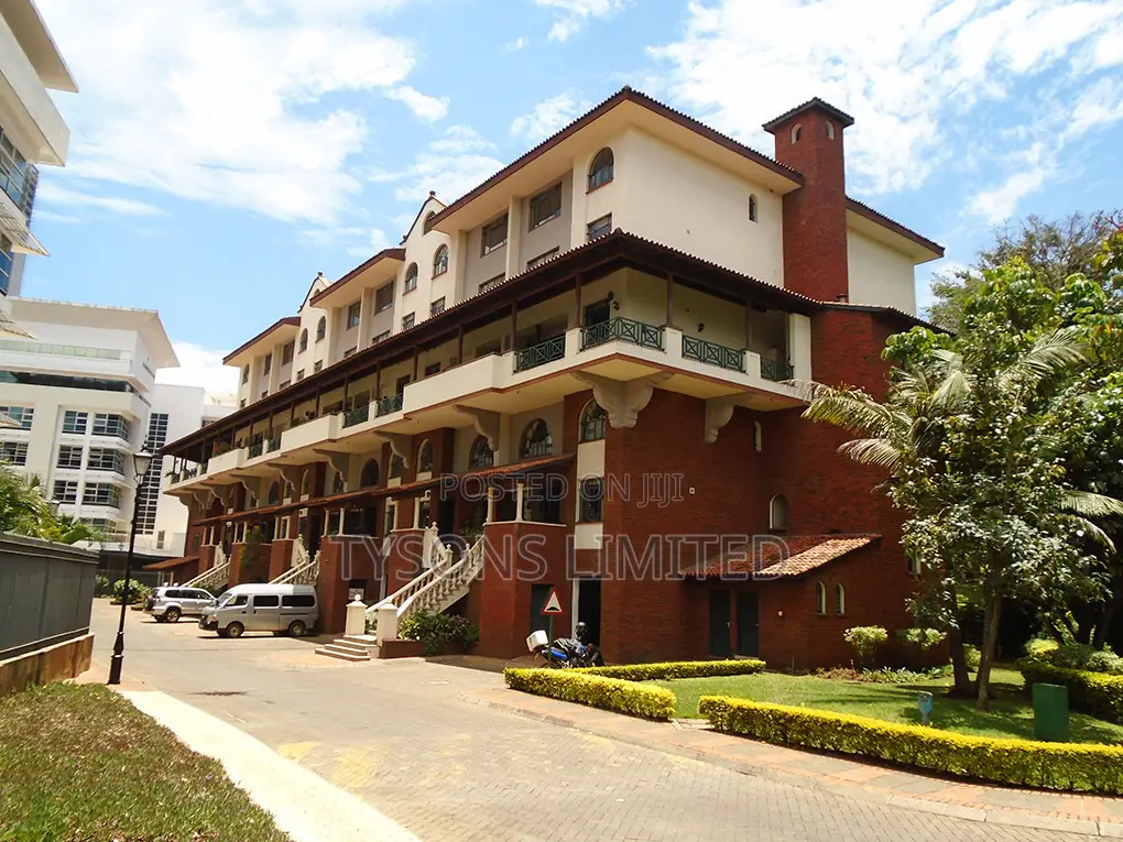 4bdrm Apartment in Westlands, Raphta Road Area for rent