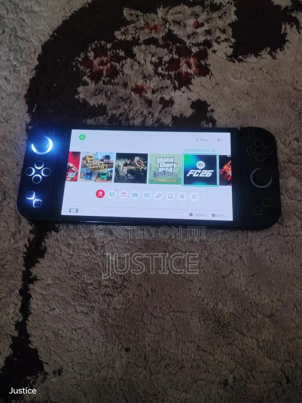 Nintendo Switch Oled Chipped 256gb - thumbnail 3