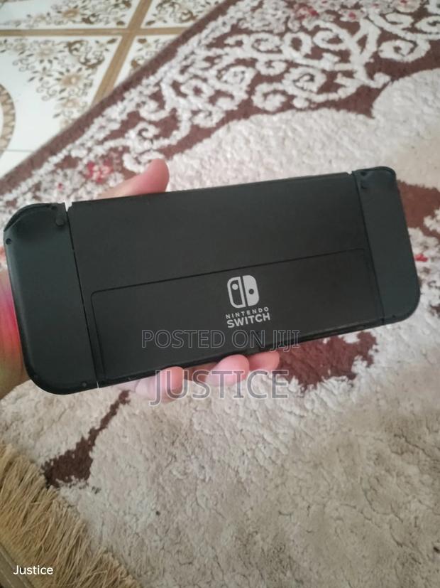 Nintendo Switch Oled Chipped 256gb - thumbnail 6