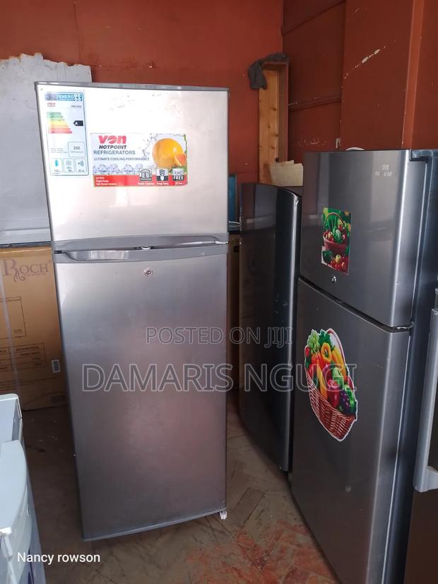Von Hotpoint Double Door Fridge - thumbnail 2