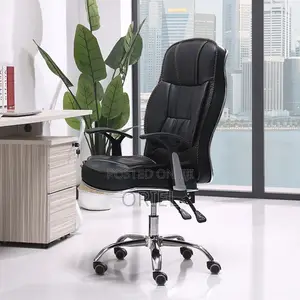 Executive Office Chair : Padded Executive Leather Desk Chair