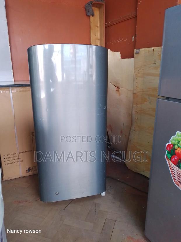 Samsung Fridge (190litres) - thumbnail 2