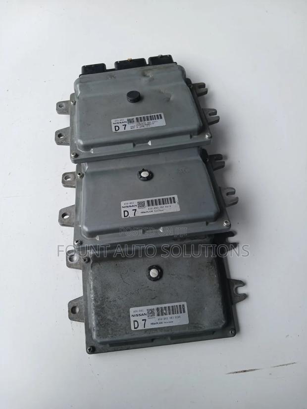 Engine Computer Nissan Serena 2010