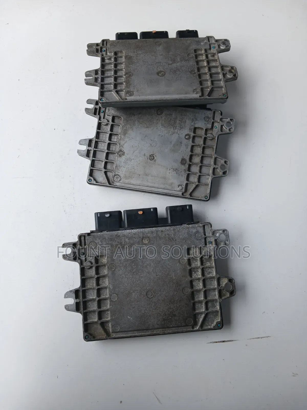 Engine Computer Nissan Serena 2010