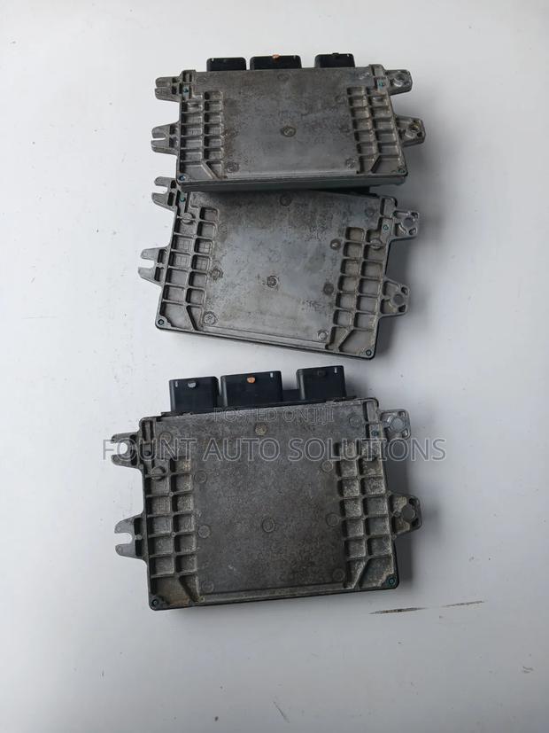 Engine Computer Nissan Serena 2010 - thumbnail 2