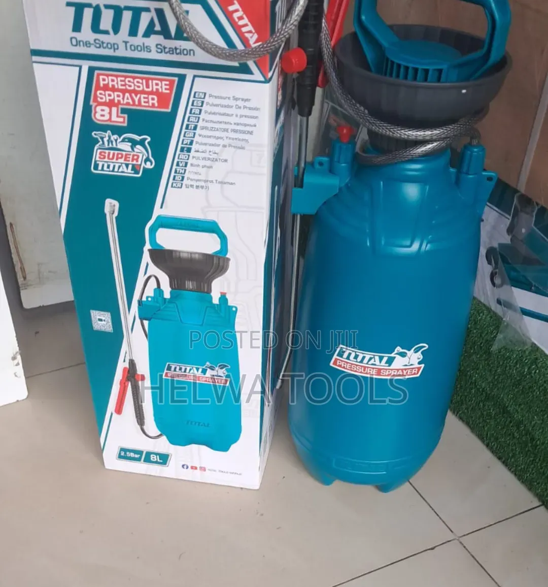 Total Pressure Sprayer 8 Litres