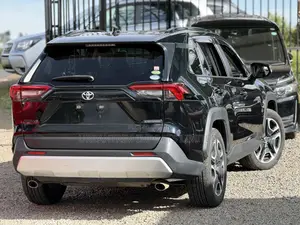 Toyota RAV4 Adventure 2019 Black