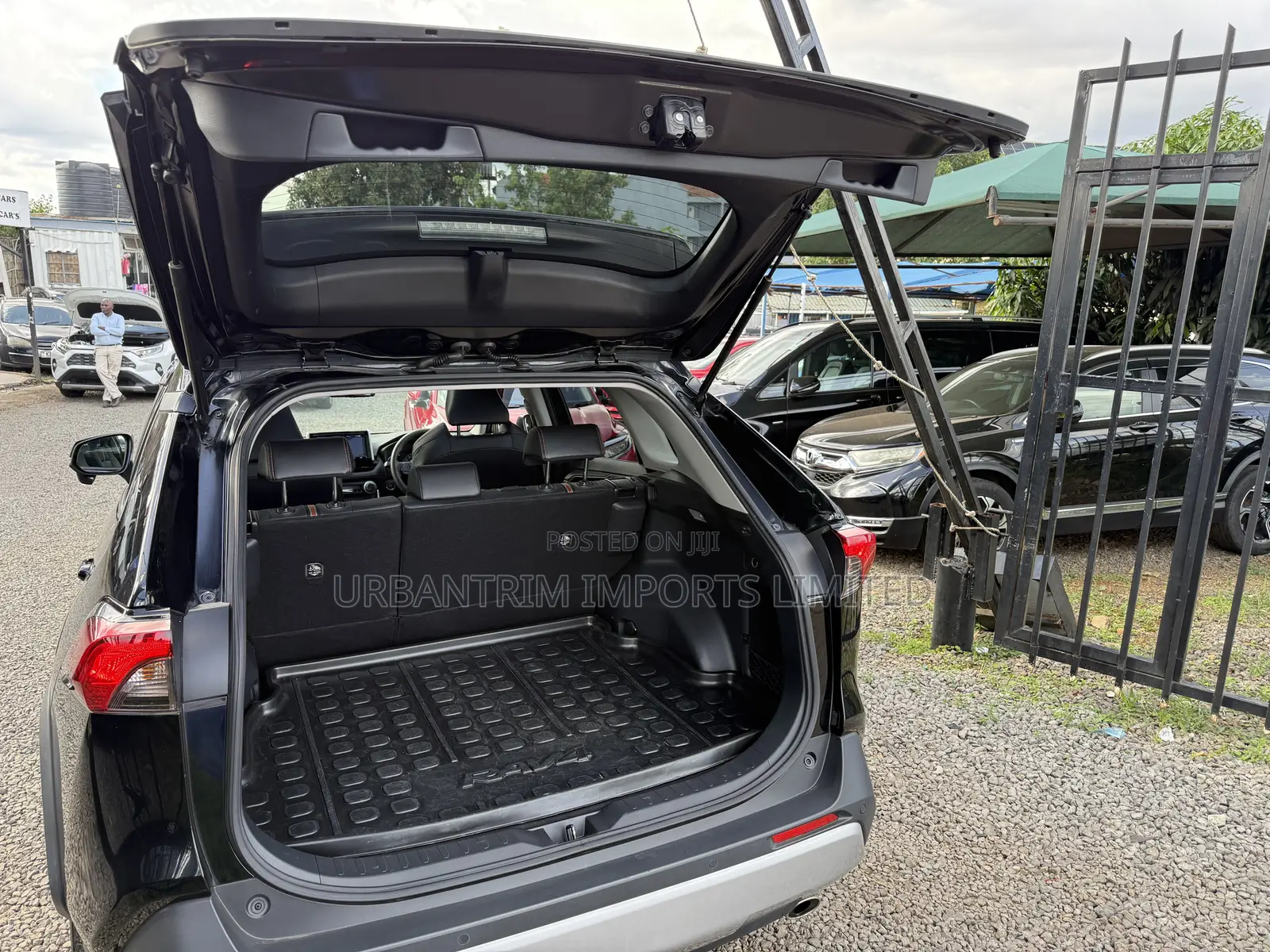 Toyota RAV4 Adventure 2019 Black