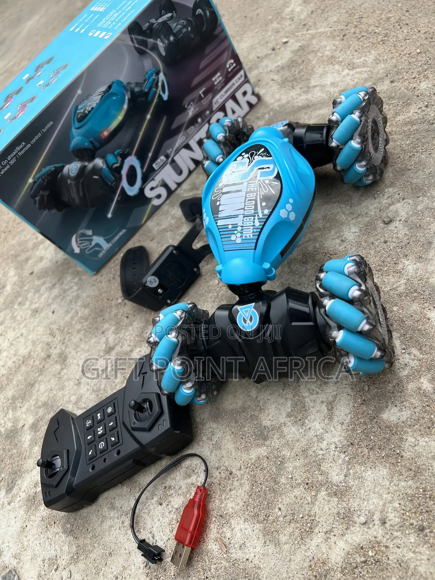 Rechargeable Stunt Toy Car for Kids With Finger Gestures Watch