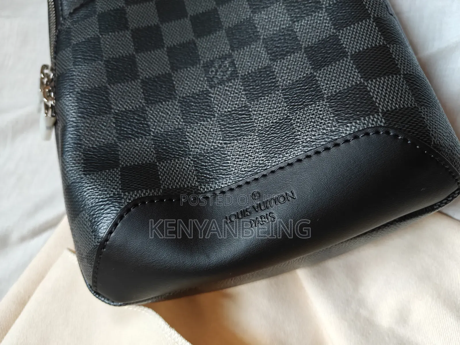 Luxury Bag Louis Vuitton Avenue Sling Bag Damier Graphite