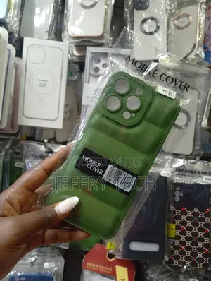 Green Protective Mobile Cover for a Smartphone