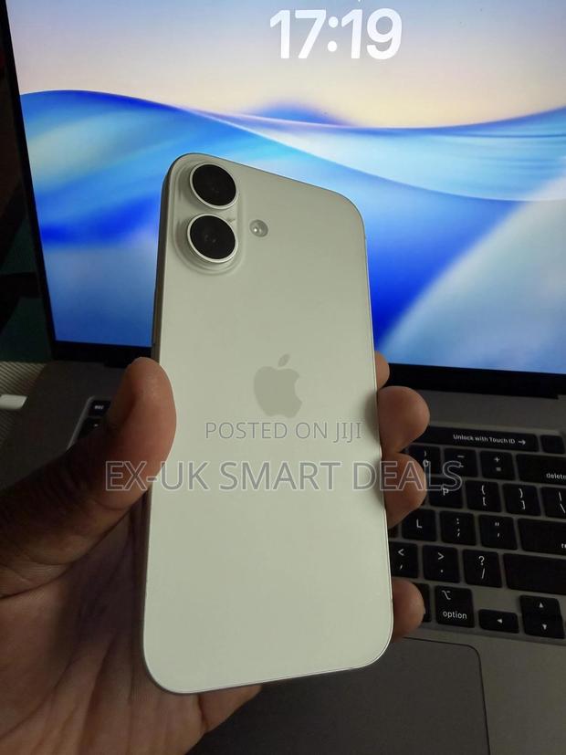 Apple iPhone 16 128 GB White - thumbnail 3