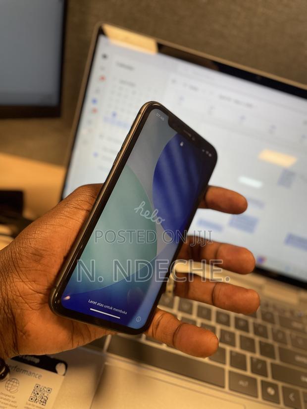 Apple iPhone 11 128 GB Black - thumbnail 3